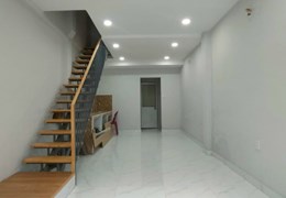 CHỈ 3 TỶ 5- XE HƠI TRÁNH- 25m2- KẾ KDC NAM LONG TRẦN TRỌNG CUNG- VỪA Ở VỪA KINHDOANH