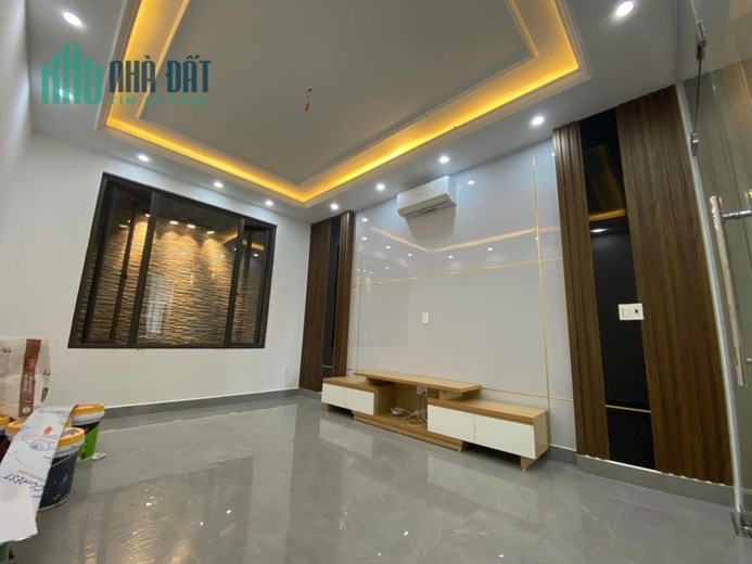 Bán nhà 4 tầng mới tinh khu phân lô 193 Văn Cao - Thư Trung , GIÁ 6.8 tỉ