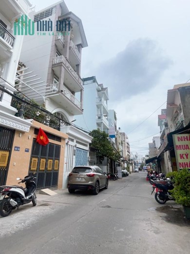 Bán nhà Bình Tân, HXH 8m Lê Văn Quới, 4x18, 3 tầng, 7.5 tỷTL, 4PN, 4WC.