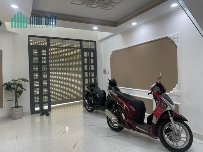 NHÀ 5 TẦNG TRẦN BÌNH TRỌNG MỚI ĐẸP - LÔ GÓC - HXH - SỔ ĐẸP NỞ HẬU TÀI LỘC.