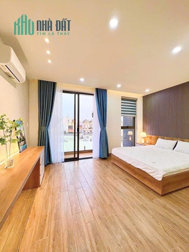 NHÀ LÊ ĐỨC THỌ MỚI LUNG LINH- 5 TẦNG- 5M x 17M - OTO NGỦ TRONG NHÀ.