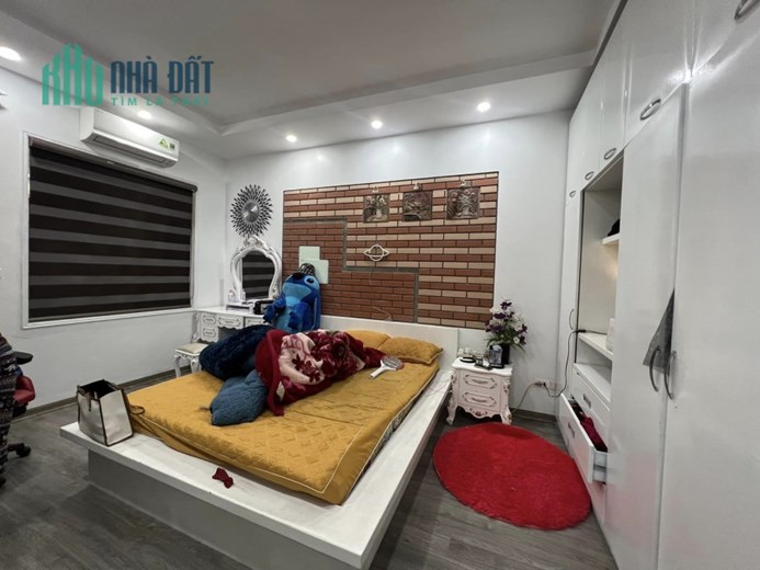 bán nhà mới phố BÁT KHỐI ( LONG BIÊN)_AEON MALL_ĐÀM QUANG TRUNG.
5 TẦNG_ LÔ GÓC _ Ô TÔ VÀO NHÀ.