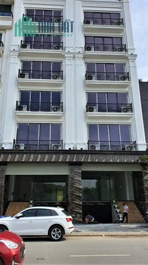 Bán nhà TRUNG KÍNH, 2MT, 102m, 7T,TM, Vỉa hè, KD, ô tô tránh, view Công Viên, chỉ 34 tỷ 98