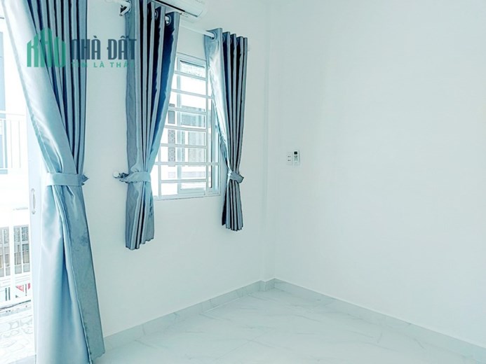 Bán nhà giá rẻ, Trịnh Đình Trọng, Quận Tân Phú, Ngang 4m
