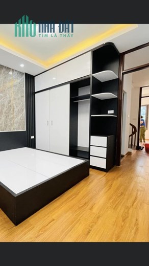 BÁN GẤP NHÀ ĐƯỜNG LÁNG, 45M 5 TẦNG MT 4M, NHÀ DÂN XÂY KIÊN CỐ CHẮC CHẮN, ĐẦY ĐỦ CÔNG NĂNG CHỈ VIỆC