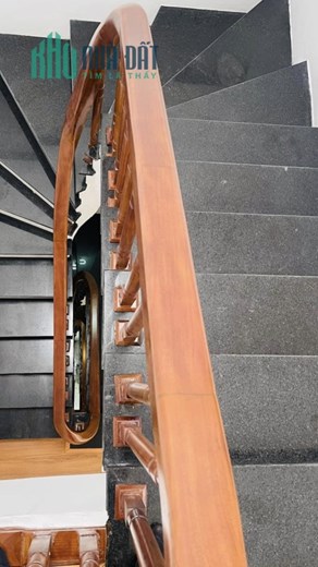 BÁN GẤP NHÀ ĐƯỜNG LÁNG, 45M 5 TẦNG MT 4M, NHÀ DÂN XÂY KIÊN CỐ CHẮC CHẮN, ĐẦY ĐỦ CÔNG NĂNG CHỈ VIỆC