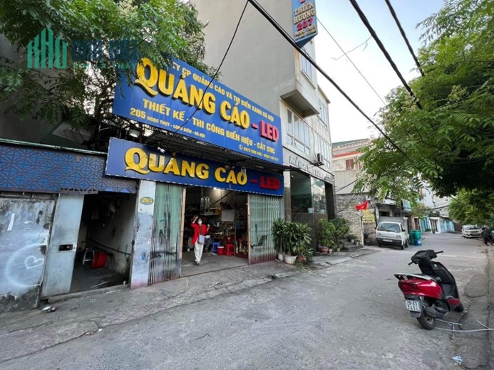 Bán đất tặng nhà, 45m mt 9m giá hơn 3 tỷ.