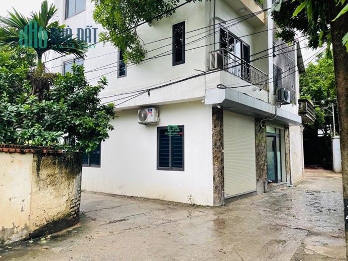 Bán nhà Đông Anh lô góc 30m xây 4 tầng view công viện tổ 25 thị trấn Đông Anh