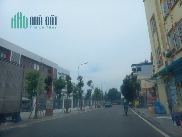 Bán nhà Thạch Bàn, Long Biên 38m2 ,5 tầng ,Mt 3.8m nhà mới tinh giá nhỉnh 4 tỷ