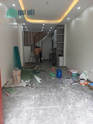 Bán nhà Thạch Bàn, Long Biên 38m2 ,5 tầng ,Mt 3.8m nhà mới tinh giá nhỉnh 4 tỷ