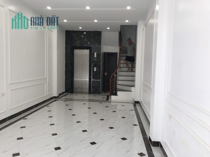 NHÀ 5.5 TẦNG THANG MÁY Cuối Trịnh Văn Bô - lên Mỹ Đình 4km Nhà Tái định cư Vân Canh