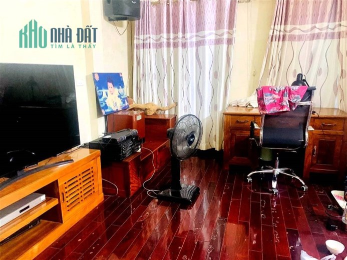 TRẦN KHÁT CHÂN-H.B.TRƯNG-64m-5T-MT5.6m-8.5 tỷ. Gần Mặt PHỐ.