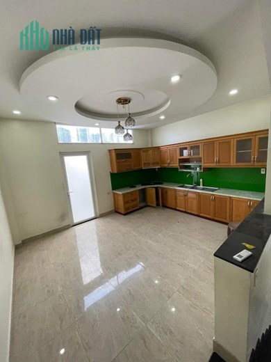 NHÀ 3 TẦNG, 5.6X16M, LỘ LỚN, Ô TÔ ĐẾN NƠI, TRUNG TÂM QUẬN 7, 7 TỶ THƯƠNG LƯỢNG