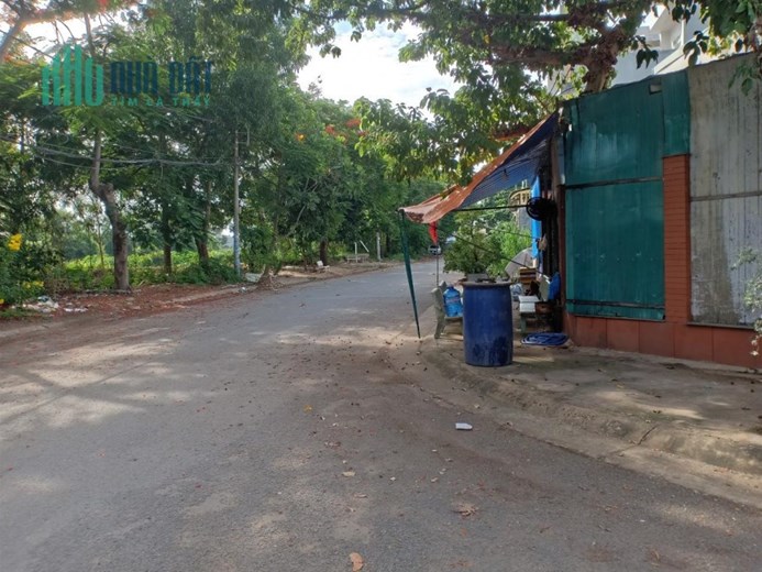 Bán nhà Bình Chiểu Thủ Đức, lô góc khu vực chợ đầu mối, 113m2, giá chỉ hơn 6 tỷ.