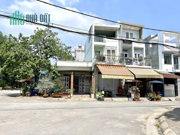 Bán nhà Bình Chiểu Thủ Đức, lô góc khu vực chợ đầu mối, 113m2, giá chỉ hơn 6 tỷ.
