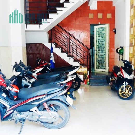 Bán nhà 8m Lê Thúc Hoạch quận Tân Phú 64m2 -5T nhỉnh 7 tỷ - cho  thuê 20tt/th