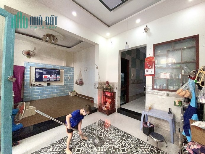 NGANG SIÊU KHỦNG - NỞ HẬU - 90
M - 2 TẦNG - CHỈ 6 TỶ - BẰNG BANK ĐỊNH GIÁ - NƠ TRANG LONG - BT -