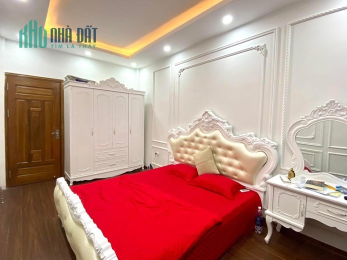 Bán nhà CC Nguyễn Khánh Toàn  Ô TÔ – KINH DOANH 4 tỷ 65