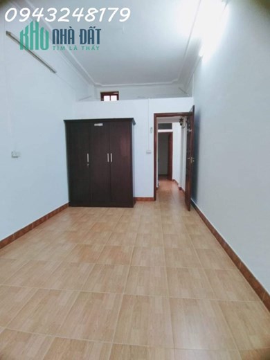 Chính chủ bán nhà 4 tầng 2 mặt ngõ ô tô tránh 5m Phùng Khoang diện tích 62m, nhỉnh 6 tỷ