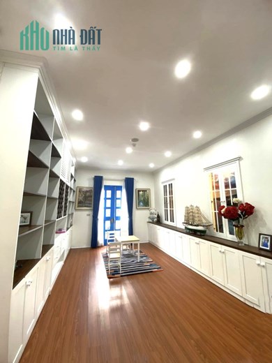 NHÀ MỚI –THẠCH BÀN-BÁT KHỐI -NGÕ Ô TÔ