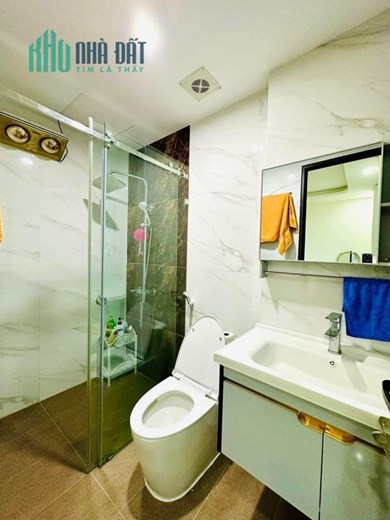 NHÀ TRƯƠNG ĐỊNH 38m2- 6T Ô TÔ 20M Ở LUÔN SỔ ĐỎ GIÁ CHỈ 3T TỶ 35