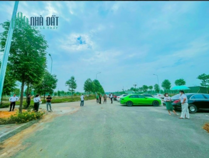 CHỦ CẦN TIỀN BÁN GẤP 100M2 NGAY MẶT ĐƯỜNG ĐÔI KHU TDC ĐẠI HỌC QUỐC GIA HÀ NỘI