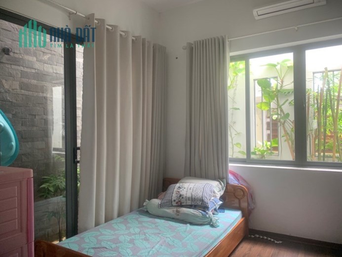 Bán gấp và rất rẻ nhà 2 tầng mặt tiền Sơn Thủy, Ngũ Hành Sơn, Đà Nẵng