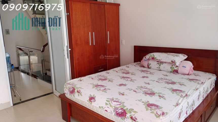 Cho thuê nhà 3PN + full nội thất - đường Võ Văn Hát, Phường Long Trường, Quận 9