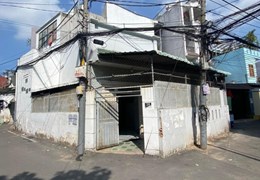 NHÀ MẶT TIỀN ĐƯỜNG - LÔ GÓC - CẤP 4 TIỆN XÂY MỚI