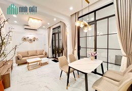 Bán nhà đẹp Ngõ 149 Cự Lộc, gần phố, ô tô qua, kinh doanh, mặt tiền rộng, 55m, 4t, nhỉnh 5 tỷ