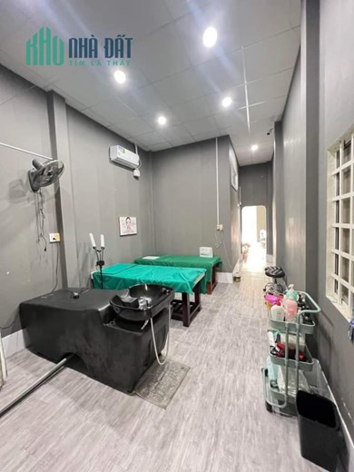 Sang mb cho anh chị nào đang mong muốn mở spa có setup sẳn tại 166, Nguyễn Văn Lộng, phường Chánh
