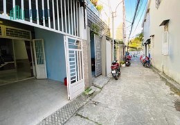 Chính chủ cần bán gấp căn nhà quận Sơn Trà,Tp Đà Nẵng gần cầu Rồng. Giá trước Tết là 4 tỷ nay giảm
