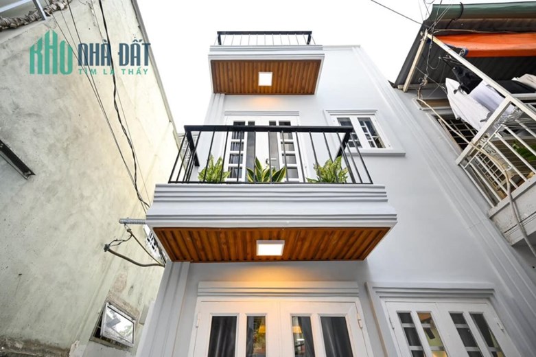 NHÀ 3 TẦNG FULL NỘI THẤT LÊ ĐỨC THỌ, DTSD 45M2 SÁT HẺM XE HƠI, LÔ GÓC THOÁNG MÁT