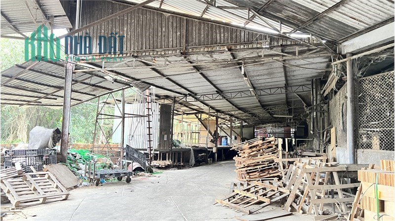 cho thuê nhà xưởng ngoài kcn, đag cho thuê SX Gỗ, có sẵn đầy đủ truyền sơn.