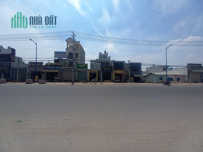 Mặt Tiền Đặng Thúc Vịnh, diện tích 1.500m2, full thổ cư, Hóc Môn