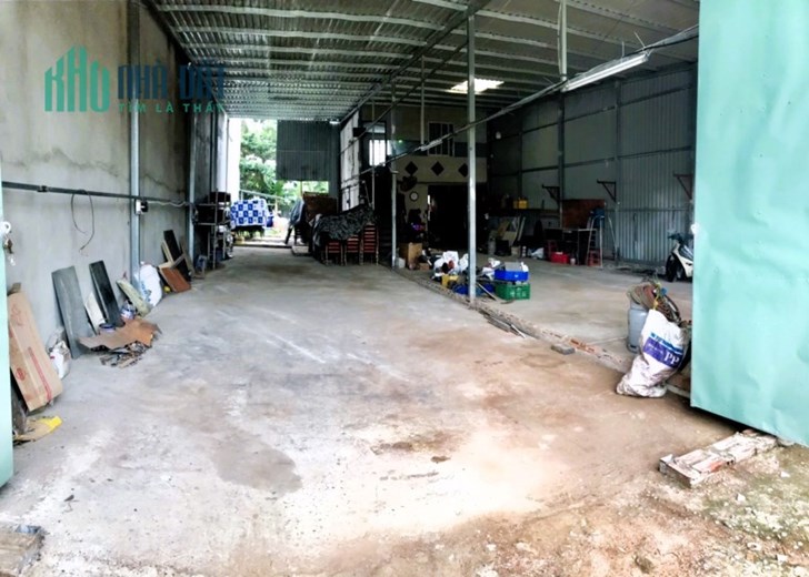 Cho thuê kho xưởng 400m2 đường 11 Trường Thọ