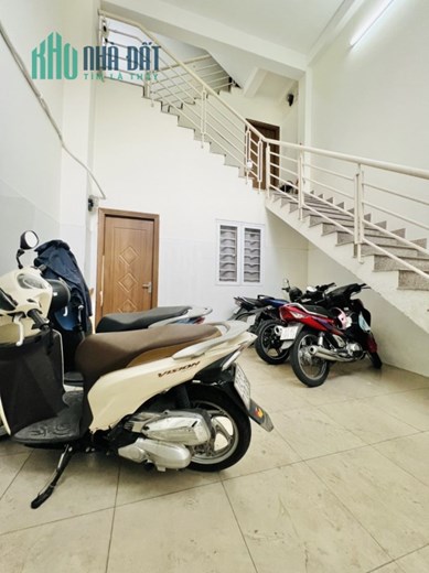 Bán nhà HXH Lưu Chí Hiếu, P.Tây Thạnh, Tân Phú, 40m2 4T 6PN 6WC tiện ích bao quanh, giá chỉ 5 tỷxx