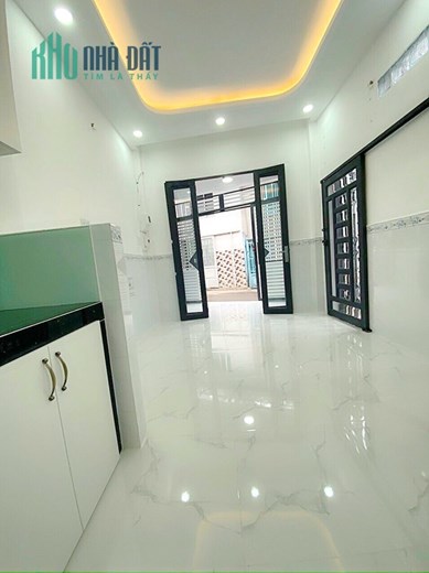 Cho thuê NNC hẻm ôtô Âu Dương Lân P3Q8. Giá 8 triệu