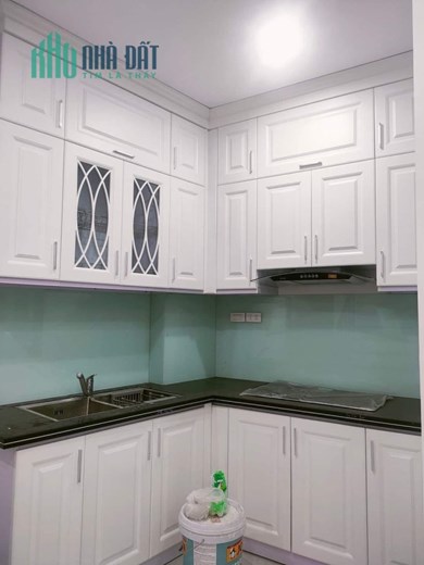 Bán nhà Thạch Bàn, 35m, 5 tầng mới đẹp, ô tô đỗ cửa, 2,x tỷ.