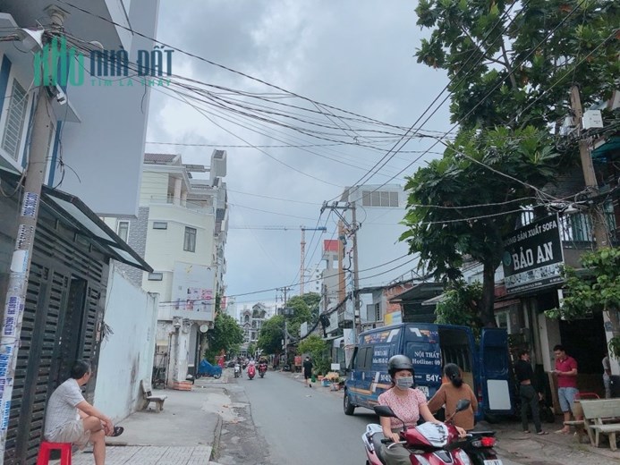 Bán nhà Nguyễn Phúc Chu, Tân Bình, 50m2, nở hậu, SHR, giá quá tốt 3 tỷ 5