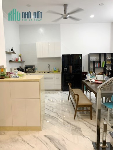 Bán nhà góc 4 tầng (biệt thự mini) hẻm xe tải đường Trịnh Đình Trọng, P.Phú Trung, Q.Tân Phú