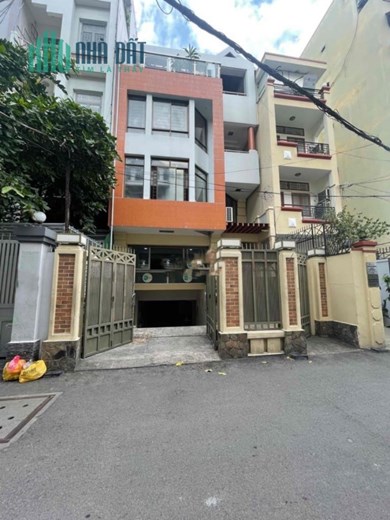 GIẢM 8 TỶ BÁN GẤP MP HOÀNG NGÂN 230M2, 5T, TƯƠNG LAI ĐẸP, GIÁ CỰC SỐC.