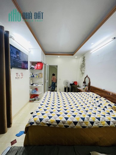 NHÀ ĐẸP LÔ GÓC 3 MẶT THOÁNG NGÕ THÔNG 41M2 5 TẦNG MẶT TIỀN 4.8M 4.3 TỶ HOÀNG MAI