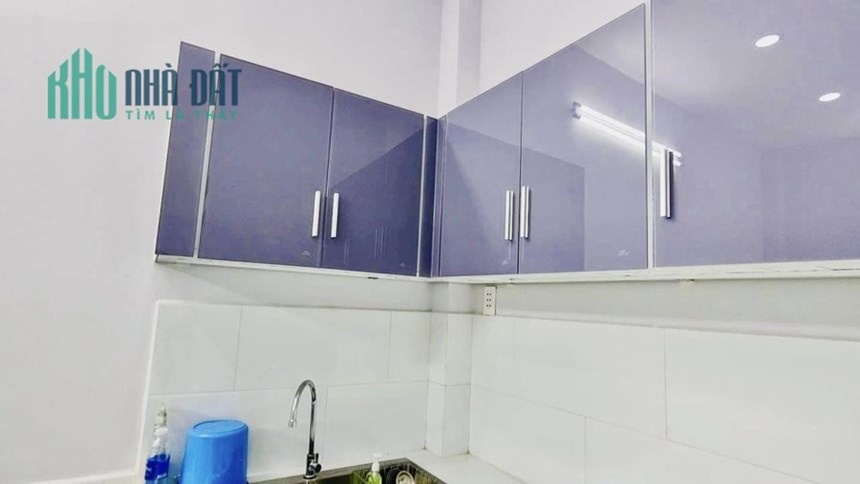 Bán nhà đẹp 3 tầng 2PN 3WC, SHR, Kinh Dương Vương, Bình Tân, chỉ 2.25 tỷ TL
