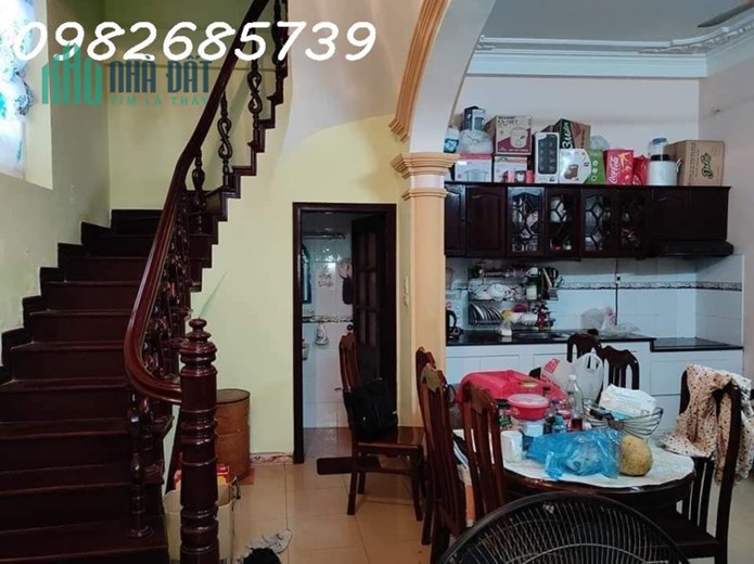 Bán nhà phố QUan Nhân Thanh Xuân 60M*4T 6.65 tỷ gần ô tô ngõ thông Hoàng Ngân