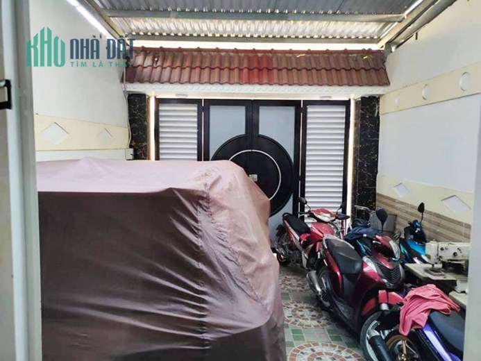 MẶT TIỀN ĐƯỜNG NHÁNH NGUYỄN ẢNH THỦ QUẬN 12, 170M2, NỞ HẬU, 3 TẦNG, PHÙ HỢP VỪA Ở VỪA KINH DOANH.