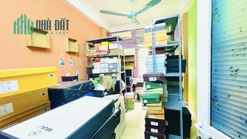 BÁN NHÀ NGUYỄN VĂN CỪ_ NGỌC LÂM( LONG BIÊN)_ NHÀ DÂN XÂY_ Ô TÔ TẢI ĐỖ CỬA_ DÂN TRÍ CAO