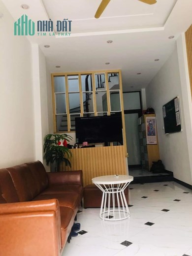 Bán nhà Phố Lụa, Hà Đông, 41m2, 5 tầng, giá nhỉnh hơn 5 tỷ