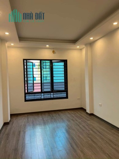 Bán nhà Phố Lụa, Hà Đông, 41m2, 5 tầng, giá nhỉnh hơn 5 tỷ
