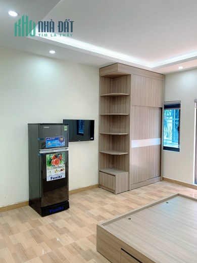 Nhà đẹp Hoàng Quốc Việt 95m2, 8 Tầng Thang Máy, 28 phòng doanh thu 2 tỷ/năm, Ô tô đỗ cửa 20,x tỷ